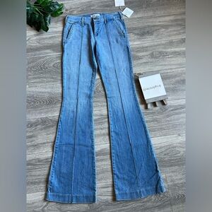 Habitual Harlow trouser flare pintuck jeans in Joshua tree. Size 26 NWT!